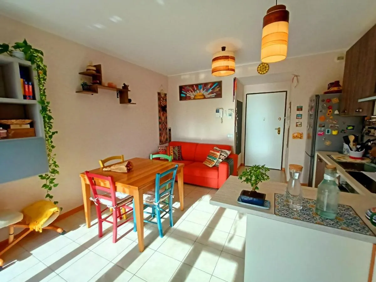 Relaxing Apartment Near Milan contacts